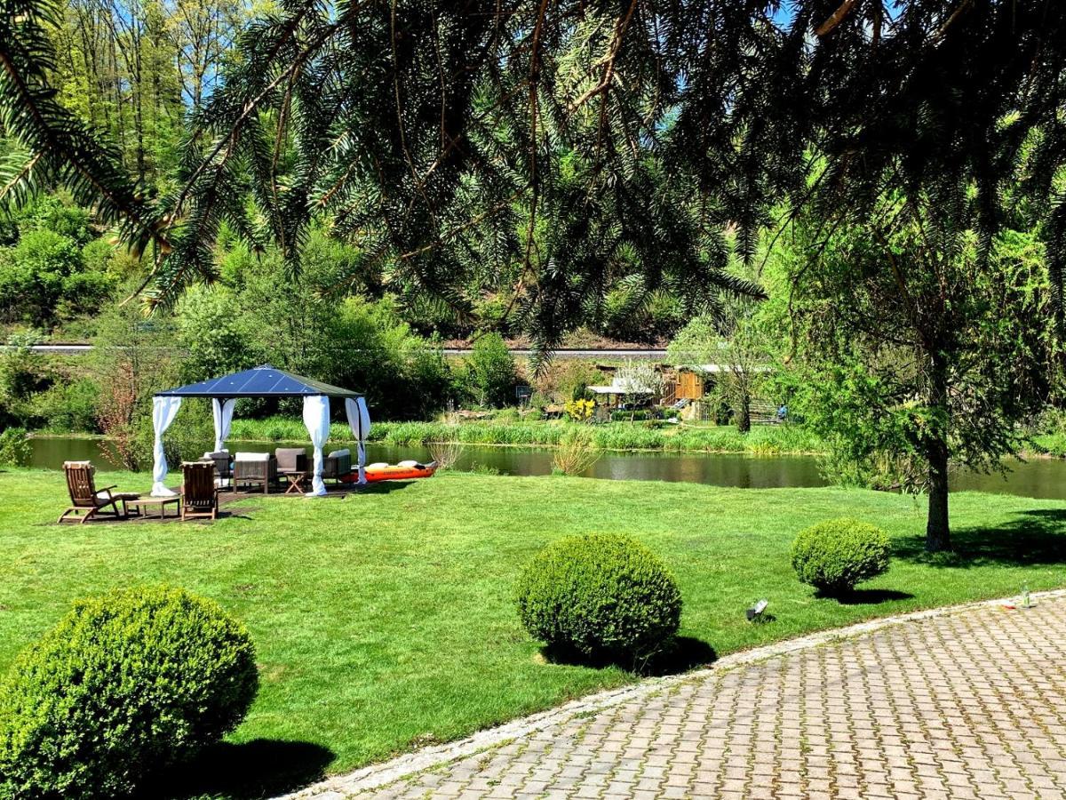 Direkt An Der Waldnaab Apartment
