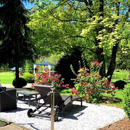 Apartment Direkt An Der Waldnaab Neustadt an der Waldnaab Exterior foto